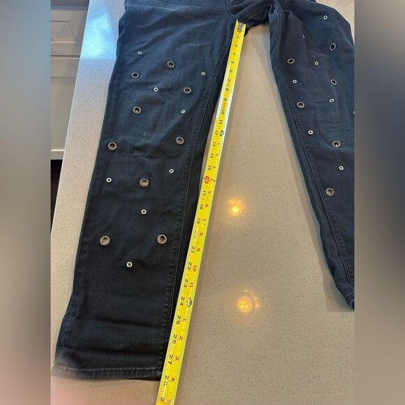 Hudson Jeans Women's Size 27 Riley Crop Black Grommet Button Fly - Picture 13 of 15
